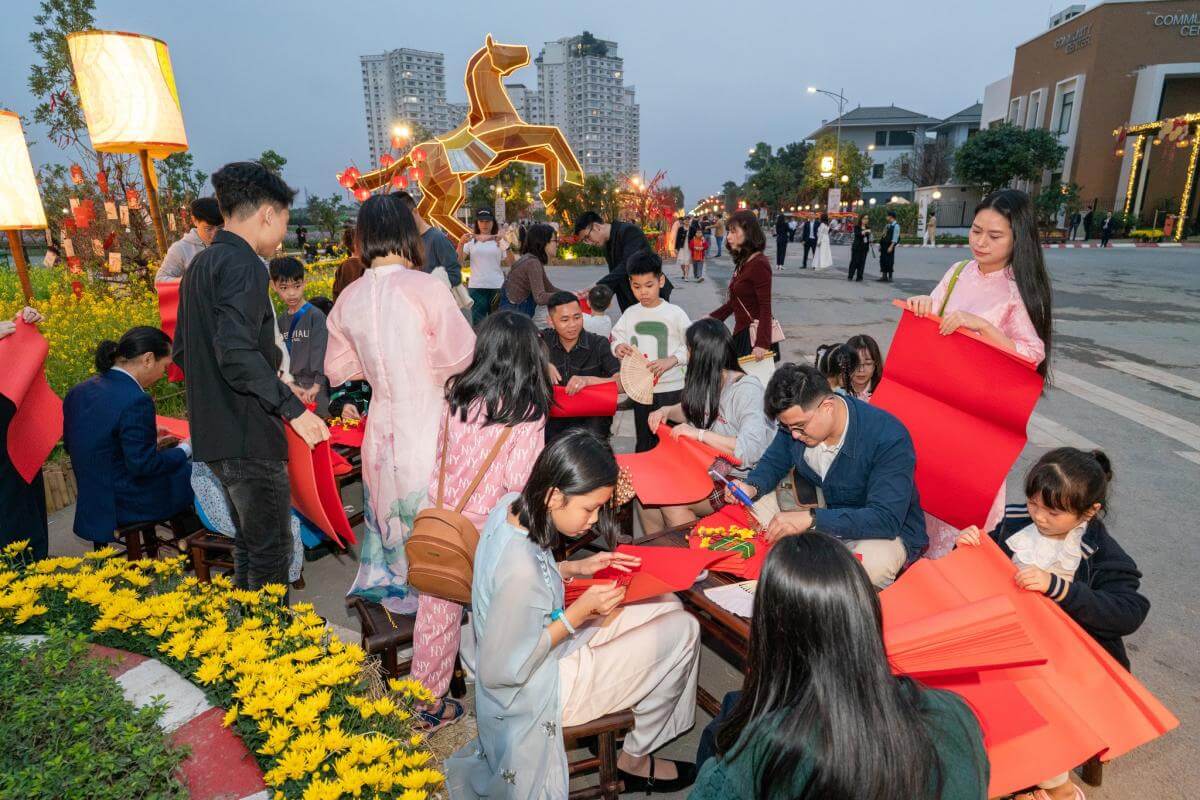 Gian hàng Estiva Charm